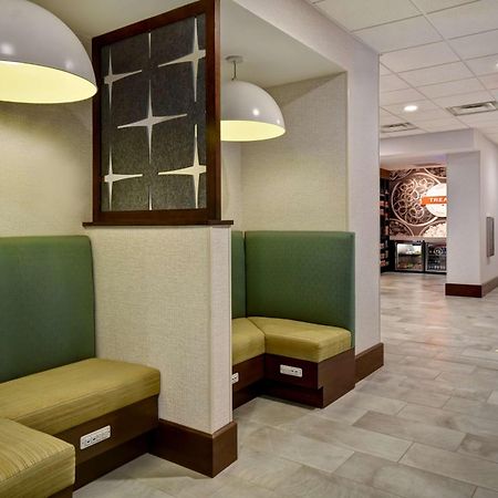 Hampton Inn Pleasant View Экстерьер фото